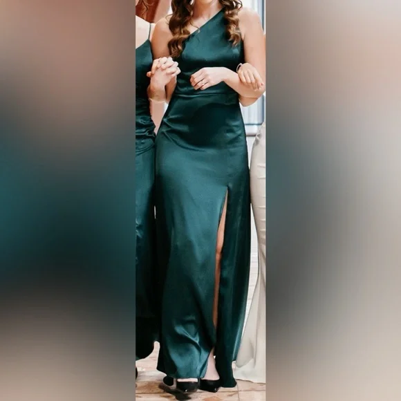 Emerald green dress - Picture 3 of 5